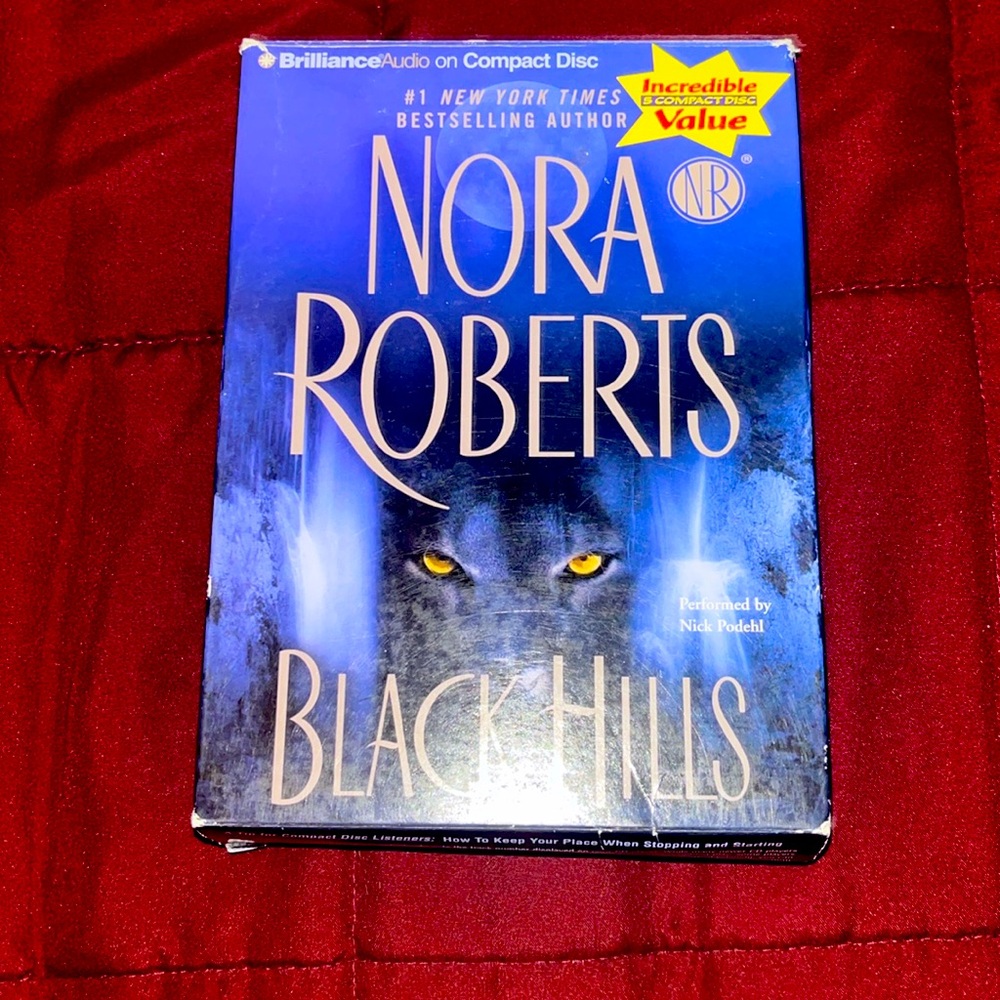5 Disc Audio Book Nora Robert’s Black Hills